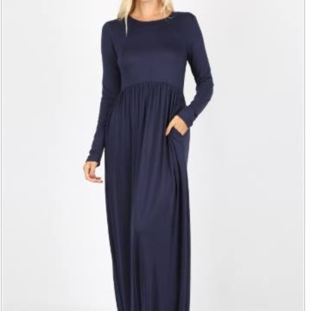Zenana- Long Sleeve Maxi- Navy- Size Large